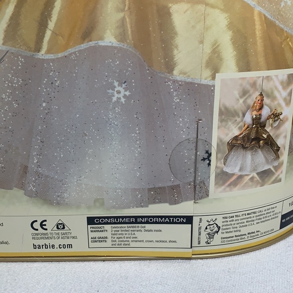 NIB 🤩 2000 Special Edition Celebration Barbie - Picture 4 of 8